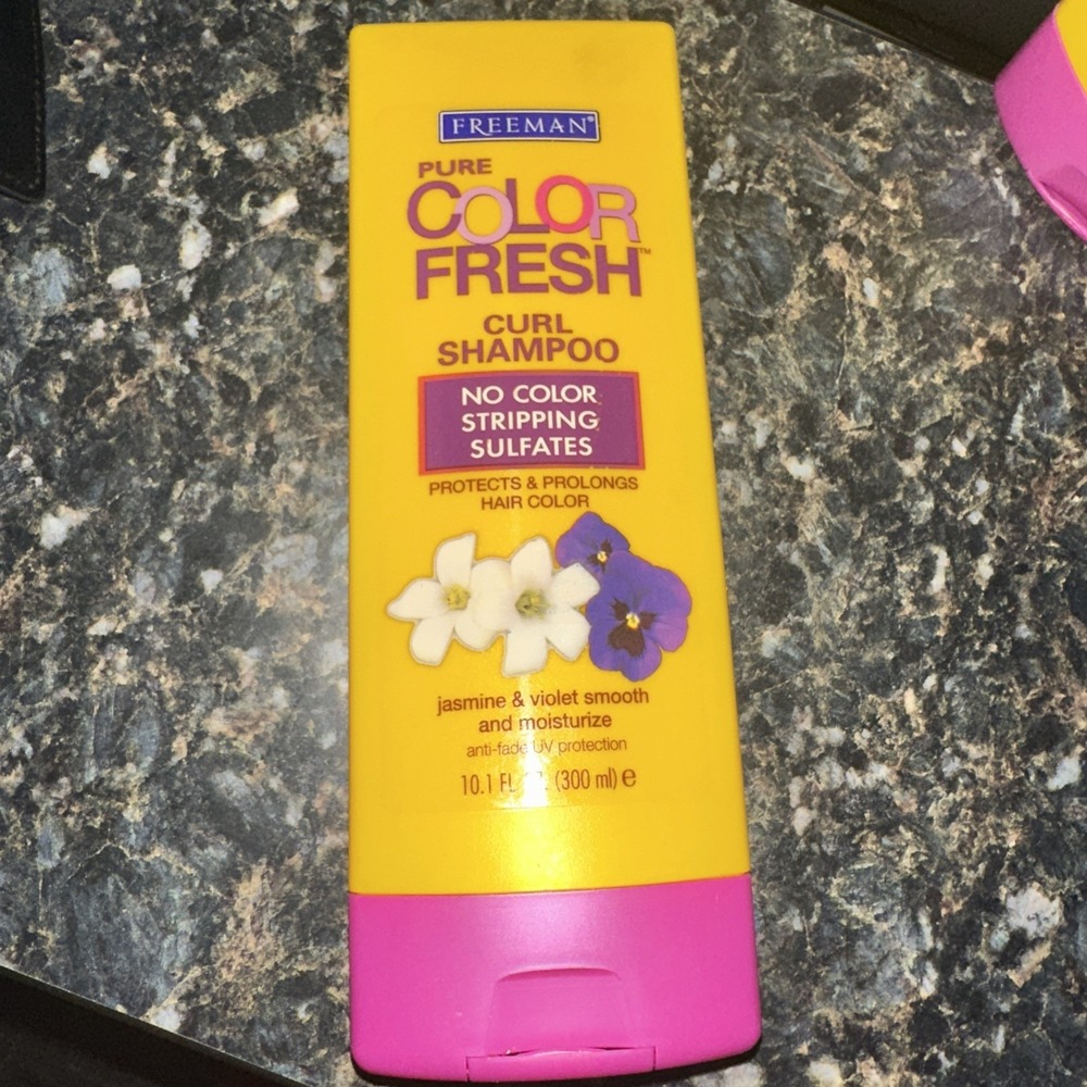 Freeman Color Fresh Curl Shampoo Jasmine Violet Smoothing 10.1 oz Vtg 90s‎